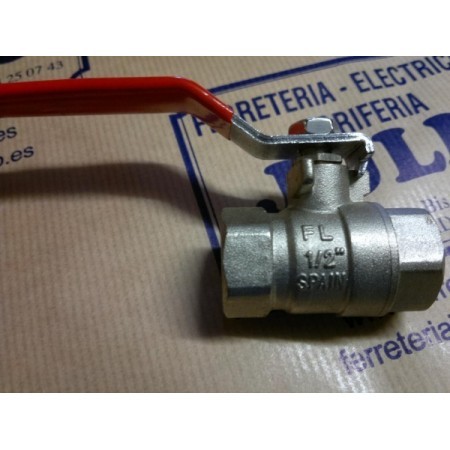 Llave de paso H-H 1/2"