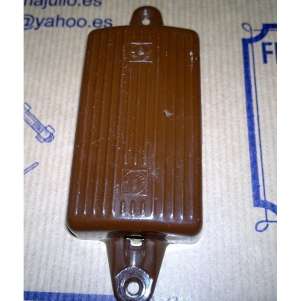 Cierre de puerta de armario Indaux con alas