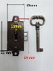 Cierre falleba de puerta de armario color laton cuero con llave 55 x 31 mm cerradura